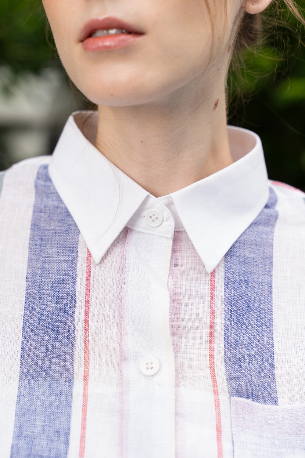 POYA striped shirt collar detail