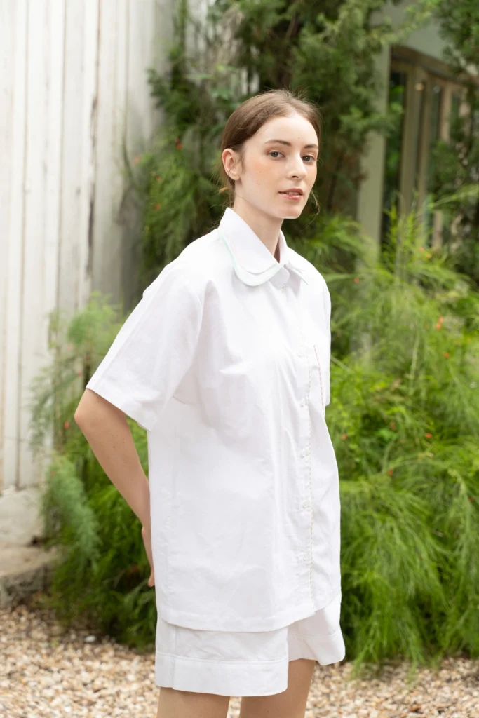 POYA white shirt with pastel piped collar detail